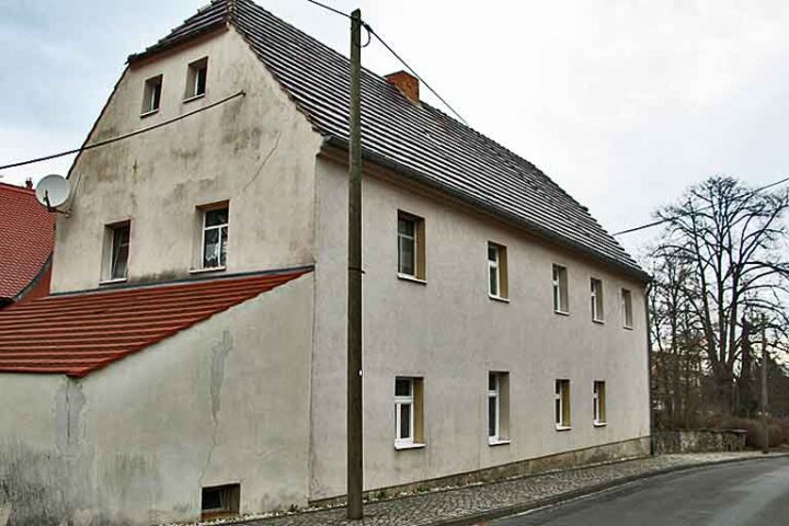 Schulhaus Brauna