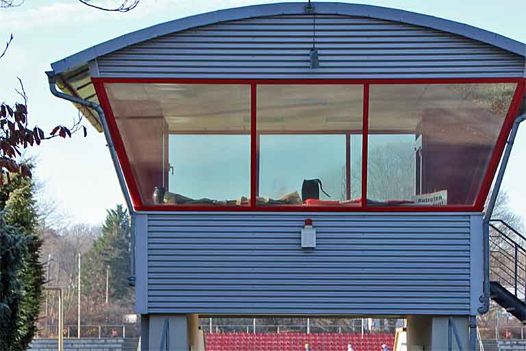 Sprecherturm des Stadions
