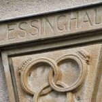 Wappen über dem Eingang